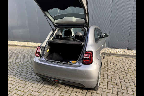 Fiat 500 Urban 42 kWh | Apple Carplay / Android auto | Cruise control | Airconditioning