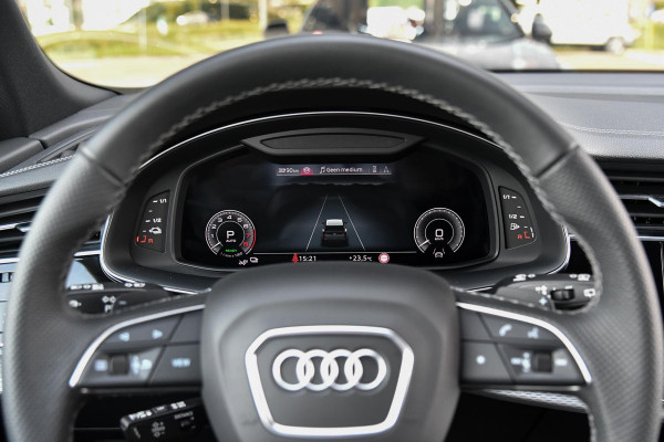 Audi Q8 60 TFSI e quattro Pro Line S Competition. RS Zetels, Softclose, Pano, Koeling, B&O, 360 3D, Trekh, HUD, Keyless, Stuurvw!