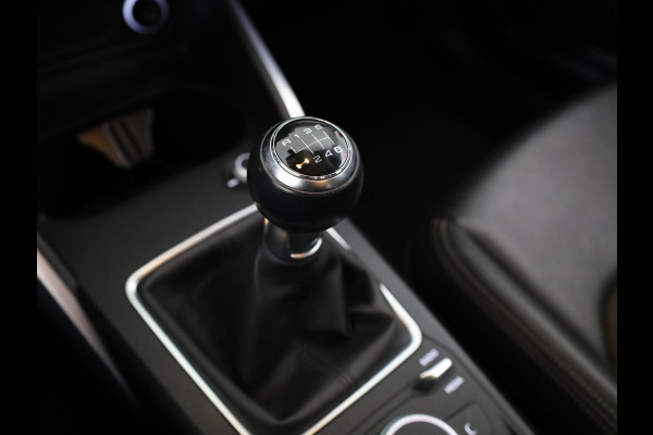 Audi Q2 1.4 TFSI CoD Design 150pk | Trekhaak | Navigatie | Cruise controle | Airconditioning | Lichtmetalen velgen