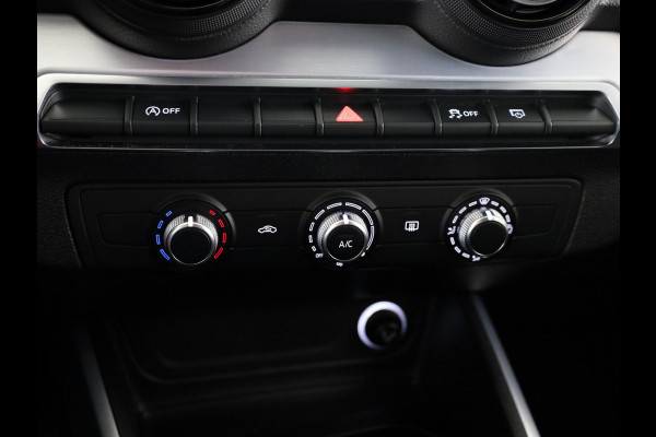 Audi Q2 1.4 TFSI CoD Design 150pk | Trekhaak | Navigatie | Cruise controle | Airconditioning | Lichtmetalen velgen