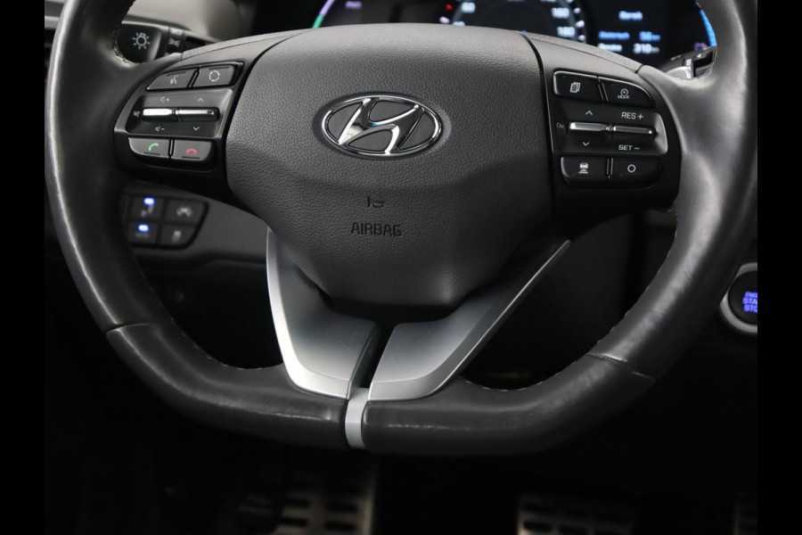 Hyundai IONIQ 1.6 GDI PHEV Premium | Stoelventilatie | Leder | Adaptive cruise | Bi-Xenon | Achterbankverwarming | Carplay | Keyless | Navigatie | Climate control | Stuurverwarming | Plug In