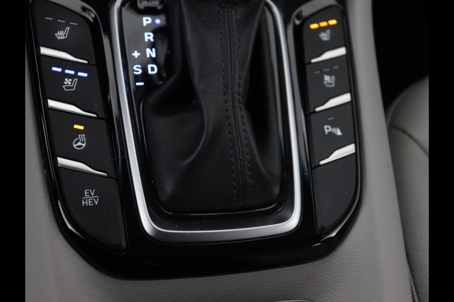 Hyundai IONIQ 1.6 GDI PHEV Premium | Stoelventilatie | Leder | Adaptive cruise | Bi-Xenon | Achterbankverwarming | Carplay | Keyless | Navigatie | Climate control | Stuurverwarming | Plug In