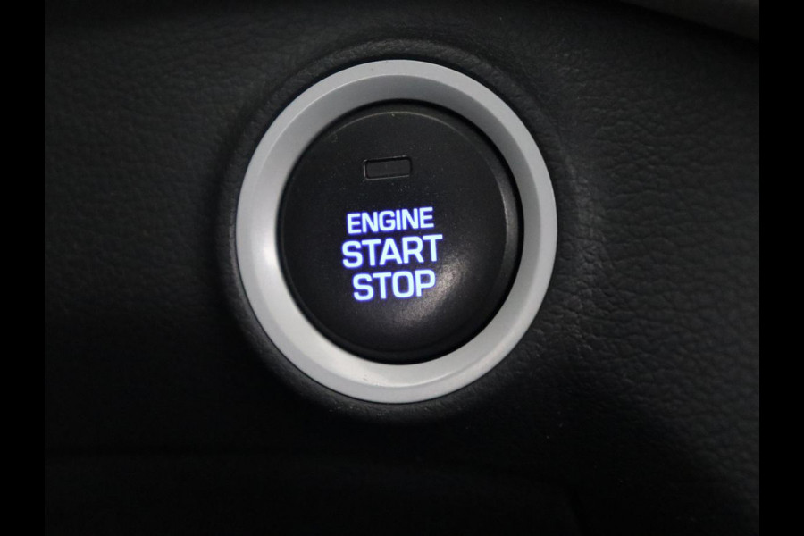 Hyundai IONIQ 1.6 GDI PHEV Premium | Stoelventilatie | Leder | Adaptive cruise | Bi-Xenon | Achterbankverwarming | Carplay | Keyless | Navigatie | Climate control | Stuurverwarming | Plug In
