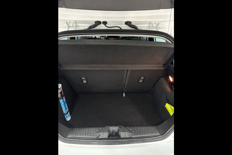Ford Fiesta 1.1 Navi | Bluetooth | Airco | Cruise | Lane departure |Nieuwe type