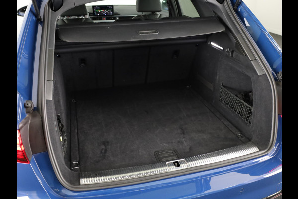 Audi A4 Avant 40 TFSI S edition Competition 204 pk S-tronic |  Private lease vanaf € 686,- per maand  | Verlengde garantie | Navigatie | Elektr. trekhaak | Parkeersensoren | Cruise control | Stoelverwarming | LED koplampen |