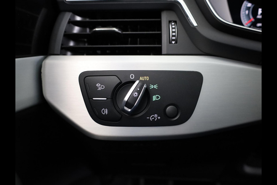 Audi A4 Avant 40 TFSI S edition Competition 204 pk S-tronic |  Private lease vanaf € 686,- per maand  | Verlengde garantie | Navigatie | Elektr. trekhaak | Parkeersensoren | Cruise control | Stoelverwarming | LED koplampen |