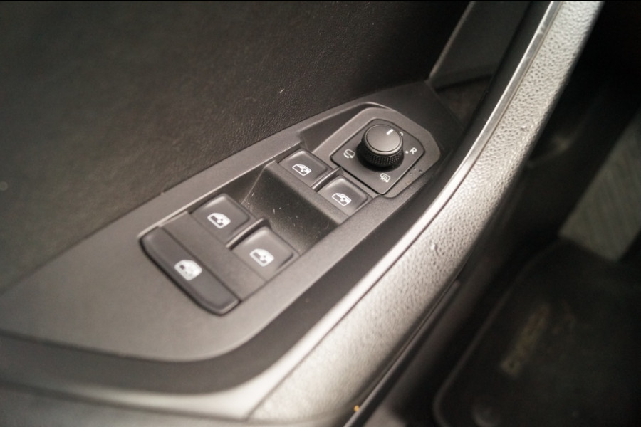 Škoda Kodiaq 1.5 TSI 150pk DSG 4x4 Scout Business -LEER-PANO-