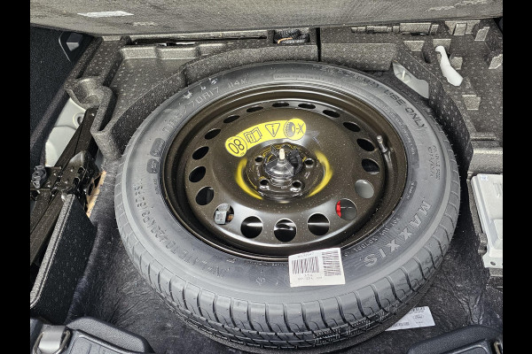 Ford Kuga 2.5 FHEV Active X 190pk | Driver Assistance Pack | Winterpack | Technology Pack | Panoramadak | Geen Stekker Nodig | All Season banden