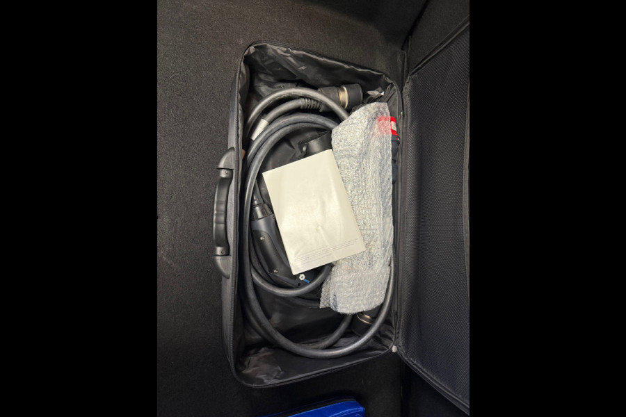 Opel CORSA-E GS Line 50 kWh PANO NAVI LED CAMERA CRUISE CLIMATE LANE ASSIST