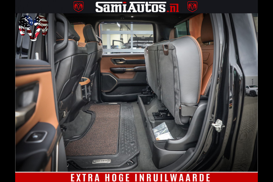 Dodge Ram 1500 BLACK OPS LONGHORN 5.7 V8 HEMI | 8820KM! | BOM VOL | HUD | LUCHTVERING | PANO | 200L LPG | ADAPTIVE CRUISE | DIGI VIRTUAL CLUSTER | CARPLAY | 3500KG | HEADUP | CREW CAB DUBBELE CABINE | 5 PERSOONS | ZWART MET BRUIN LEDER | Z.G.A.N