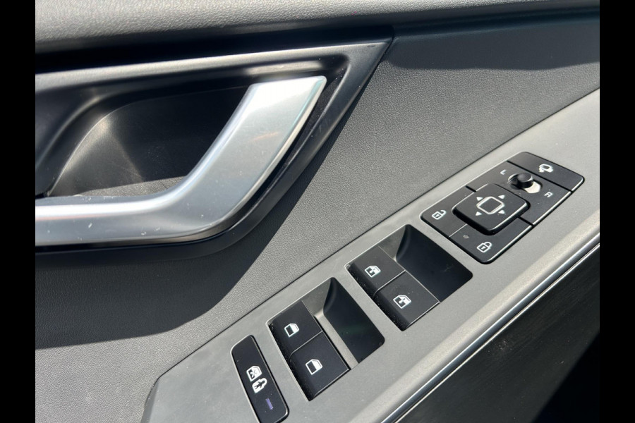 Kia Niro EV Edition Advanced 64.8 kWh | Automaat | Stoel & Stuurverwarming | Navi | Camera | Cruise | Sensoren |