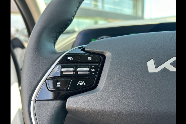 Kia Niro EV Edition Advanced 64.8 kWh | Automaat | Stoel & Stuurverwarming | Navi | Camera | Cruise | Sensoren |