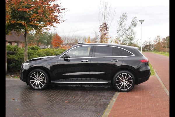 Mercedes-Benz EQC 400 4MATIC Business Solution 80 kWh | Schuifdak | Camera | Apple Carplay | Treeplanken | NL-Auto |