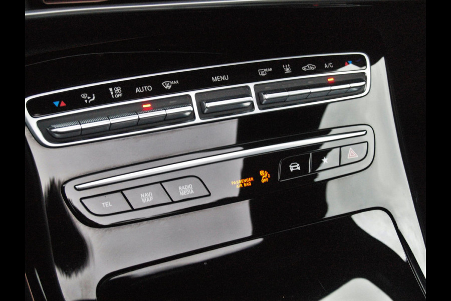 Mercedes-Benz EQC 400 4MATIC Business Solution 80 kWh | Schuifdak | Camera | Apple Carplay | Treeplanken | NL-Auto |