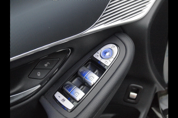 Mercedes-Benz EQC 400 4MATIC Business Solution 80 kWh | Schuifdak | Camera | Apple Carplay | Treeplanken | NL-Auto |