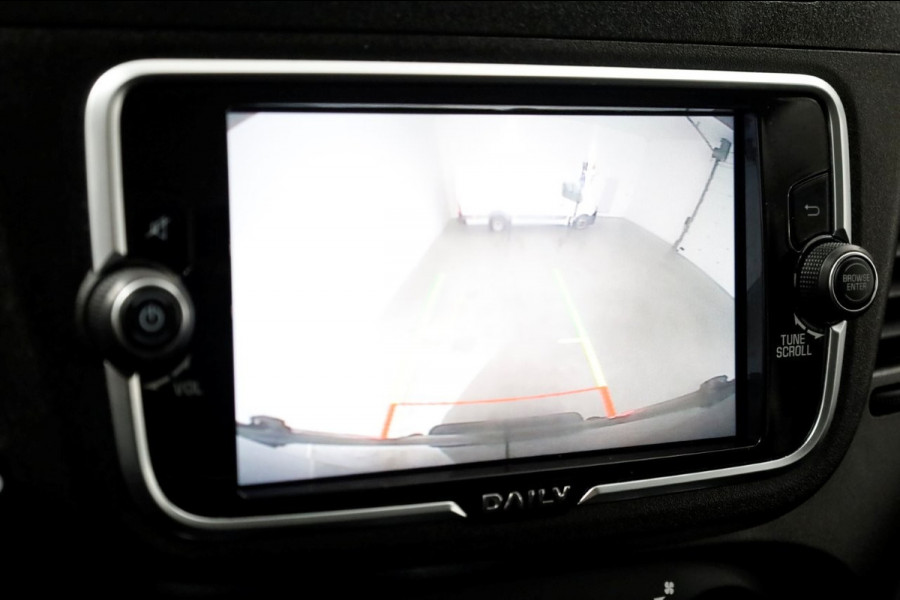 Iveco Daily 35S18 3.0 180pk L4H2 Maxi HiMatic Automaat ACC/LED/Camera/Air-Pro Luchtvering 02-2023