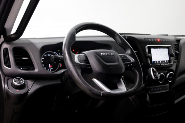 Iveco Daily 35S18 3.0 180pk L4H2 Maxi HiMatic Automaat ACC/LED/Camera/Air-Pro Luchtvering 02-2023