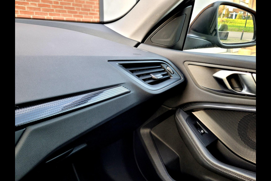 BMW 2 Serie Gran Coupé 218i Luxury Line - Business Edition Plus