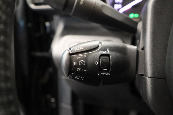 Citroën Berlingo 1.2 PureTech Shine XTR Panoramadak CruiseControl Trekhaak