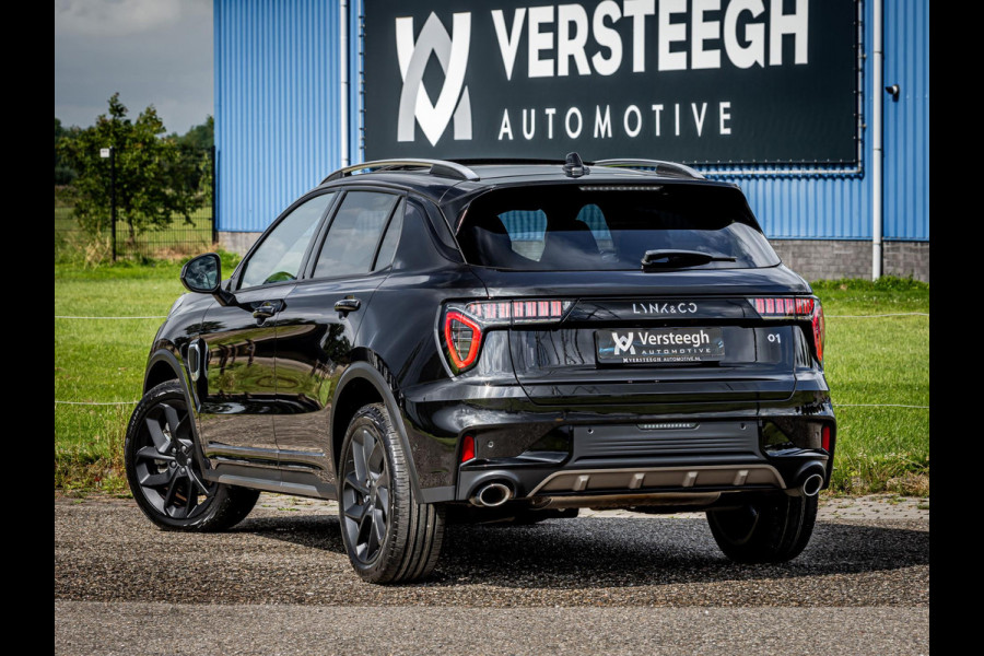 Lynk & Co 01 1.5 Plug-In Hybrid 262pk BLACKED OUT | Zwarte hemel | 360 Camera