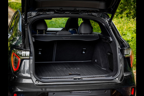 Lynk & Co 01 1.5 Plug-In Hybrid 262pk BLACKED OUT | Zwarte hemel | 360 Camera