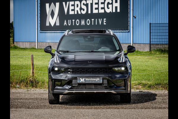 Lynk & Co 01 1.5 Plug-In Hybrid 262pk BLACKED OUT | Zwarte hemel | 360 Camera