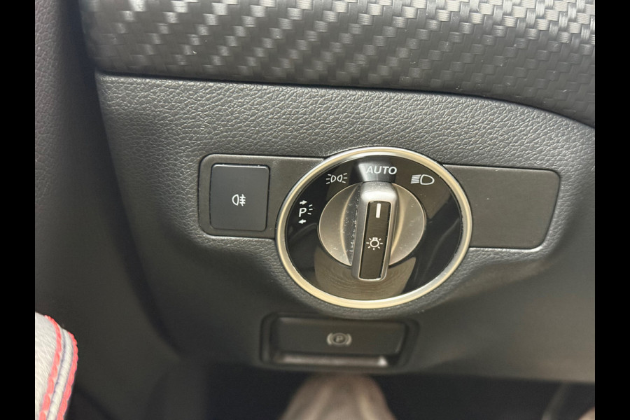 Mercedes-Benz A-Klasse 180 Business Solution AMG l Pano l Kleppenuitlaat l Cruise l Rijdt & Schakelt zeer goed l
