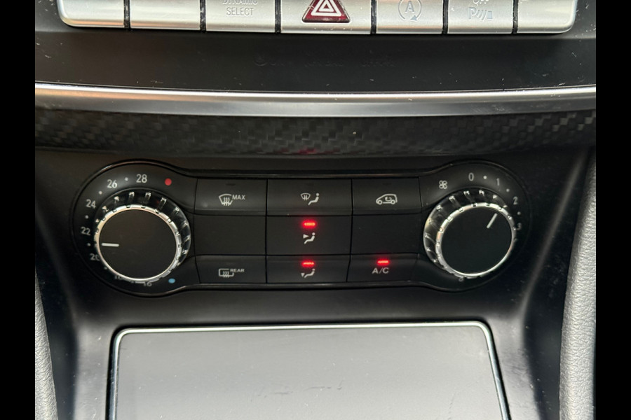 Mercedes-Benz A-Klasse 180 Business Solution AMG l Pano l Kleppenuitlaat l Cruise l Rijdt & Schakelt zeer goed l