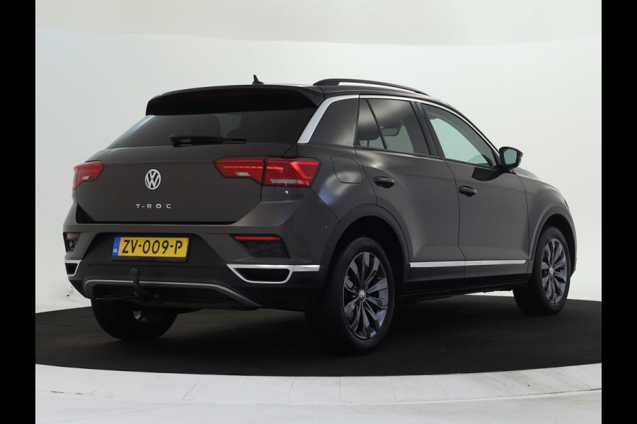 Volkswagen T-Roc 1.0 TSI Style CarPlay | El.kofferklep | Trekhaak | Navi