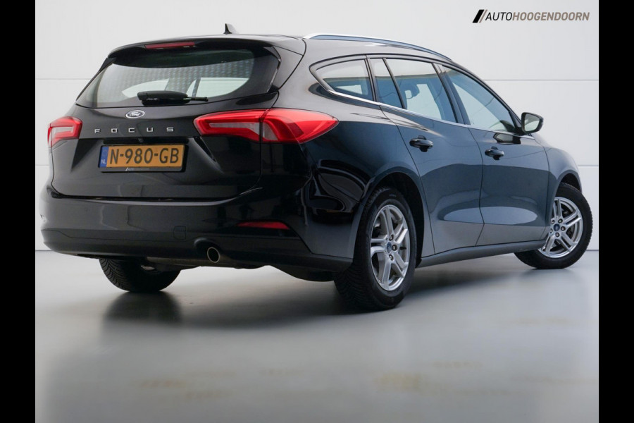 Ford FOCUS Wagon 1.0 EcoBoost deluxe (APPLE CARPLAY,LED,CLIMATE,CRUISE,CAMERA,PARKEERSENSOREN,LM-VELGEN,TOPCONDITIE)