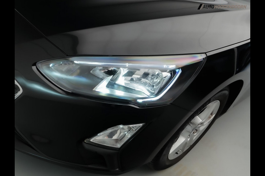 Ford FOCUS Wagon 1.0 EcoBoost deluxe (APPLE CARPLAY,LED,CLIMATE,CRUISE,CAMERA,PARKEERSENSOREN,LM-VELGEN,TOPCONDITIE)