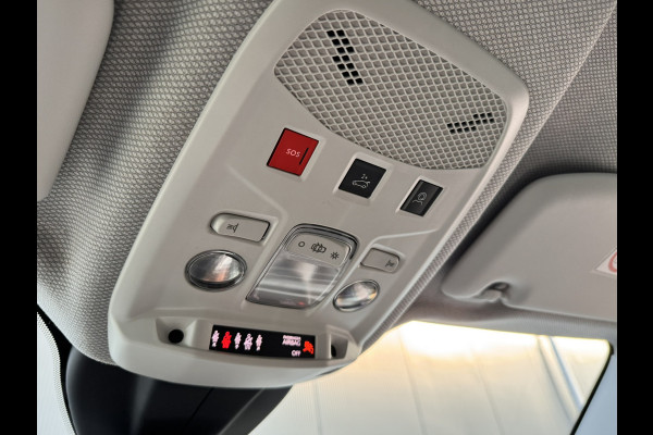 Jeep Avenger 1.2 Altitude | Winterpack | JBL Audio | Camera | Carplay/Android | Cruise control