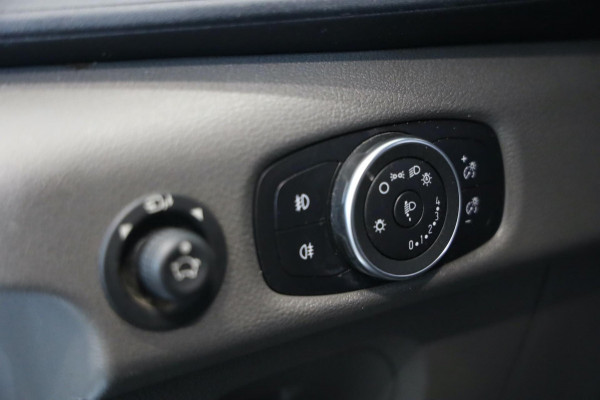 Ford Transit 350 2.0 TDCI L4/H3 TREND RWD AUTOMAAT 170PK NAP CAMERA CRUISE CONTROL PDC LEASE V/A 127,- P.M. INRUIL MOGELIJK