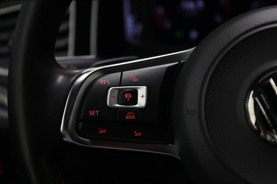 Volkswagen Polo 2.0 TSI GTI PANO/CARPLAY/KEYLESS/ACC/BEATS/SFEER/BLINDESPOT/VOL!