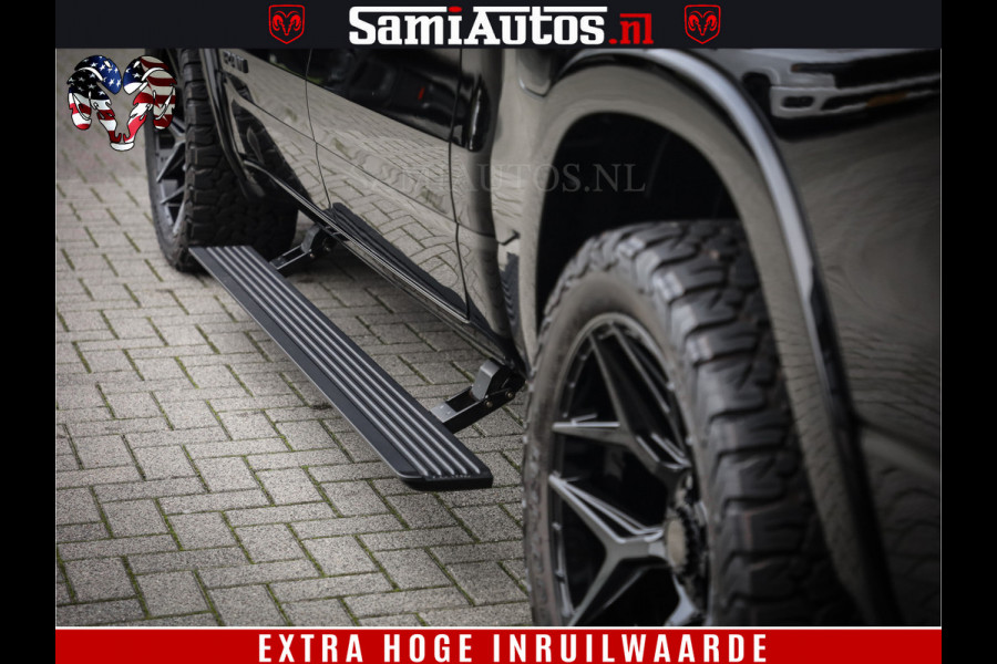 Dodge Ram 1500 Limited Night High Output 540HP 706Nm | Massage + Full Option | De Meest Luxe en Volle Pick-Up in zijn Klasse | Comfortabele Dubbele Cabine met Royale 5 Zitplaatsen | BPM vrij | Nu Leverbaar uit Voorraad | Voorraad Nr 2357 - 5182