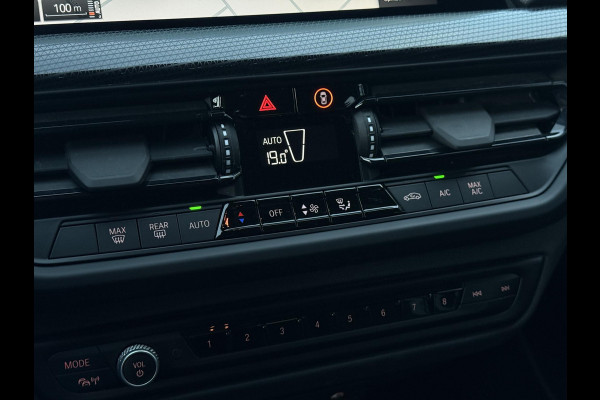 BMW 1-serie 118i Aut. Exe Sportline M-Int | Trekhaak | Facelift | Virtual Cockpit |