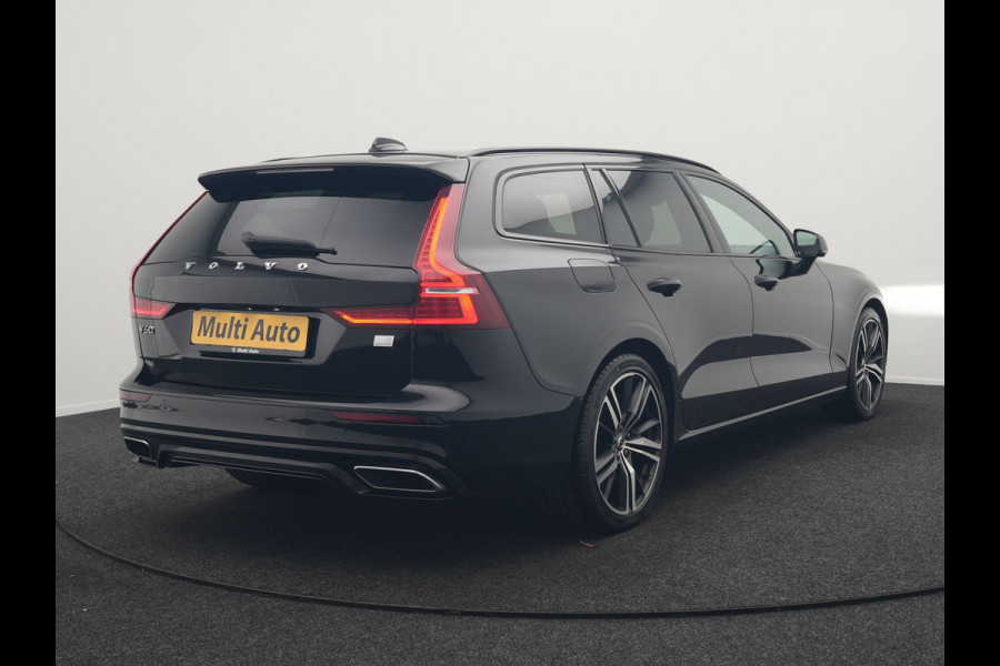 Volvo V60 T6 Recharge AWD R-Design Plug In Hybrid 340pk Dealer O.H. PHEV | Trekhaak Af Fabriek | Adaptive Cruise | Camera | Harman & Kardon | Lederen Sportstoelen Memory & Verwarmd | Apple Carplay | Navigatie | Stuur Verwarmd | Blis | Keyless | DAB |