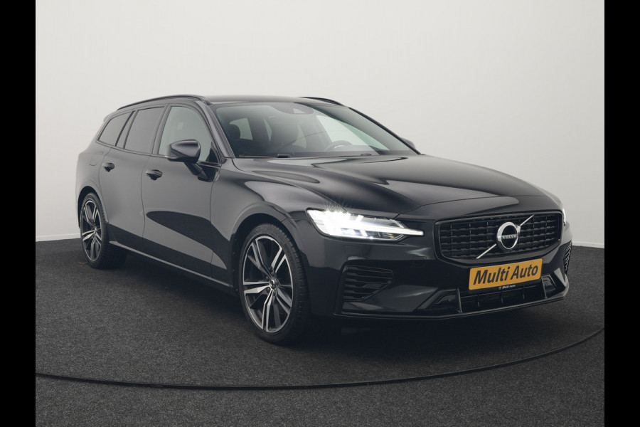 Volvo V60 T6 Recharge AWD R-Design Plug In Hybrid 340pk Dealer O.H. PHEV | Trekhaak Af Fabriek | Adaptive Cruise | Camera | Harman & Kardon | Lederen Sportstoelen Memory & Verwarmd | Apple Carplay | Navigatie | Stuur Verwarmd | Blis | Keyless | DAB |