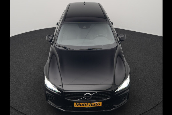 Volvo V60 T6 Recharge AWD R-Design Plug In Hybrid 340pk Dealer O.H. PHEV | Trekhaak Af Fabriek | Adaptive Cruise | Camera | Harman & Kardon | Lederen Sportstoelen Memory & Verwarmd | Apple Carplay | Navigatie | Stuur Verwarmd | Blis | Keyless | DAB |