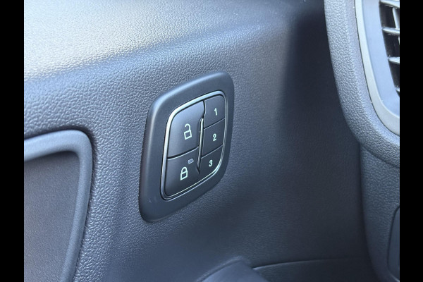 Ford Kuga 2.5 PHEV ST-Line X | 243pk | Zuid | | Wegklapbare Trekhaak | Driver Assistance Pack | Winterpack | Technology Pack |  Magnetic