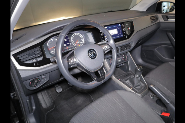 Volkswagen Polo 1.0 TSI R-Line Edition 95 pk | Airco | Parkeersensoren | Adaptieve cruise control | Licht- en zicht pakket | R-Line exterieur |