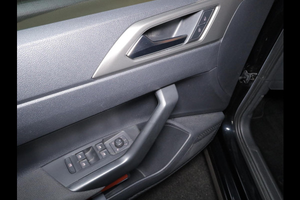 Volkswagen Polo 1.0 TSI R-Line Edition 95 pk | Airco | Parkeersensoren | Adaptieve cruise control | Licht- en zicht pakket | R-Line exterieur |