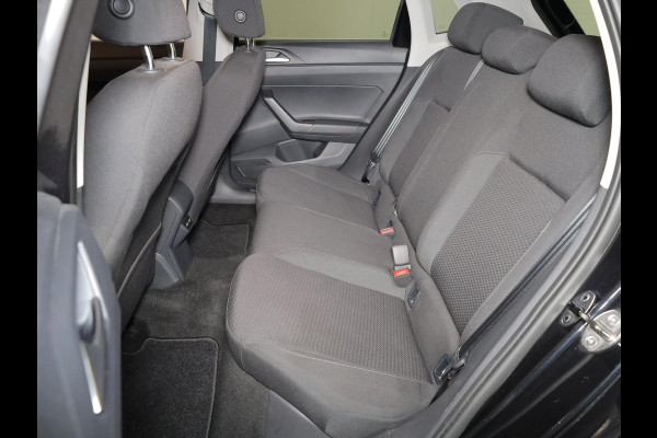 Volkswagen Polo 1.0 TSI R-Line Edition 95 pk | Airco | Parkeersensoren | Adaptieve cruise control | Licht- en zicht pakket | R-Line exterieur |