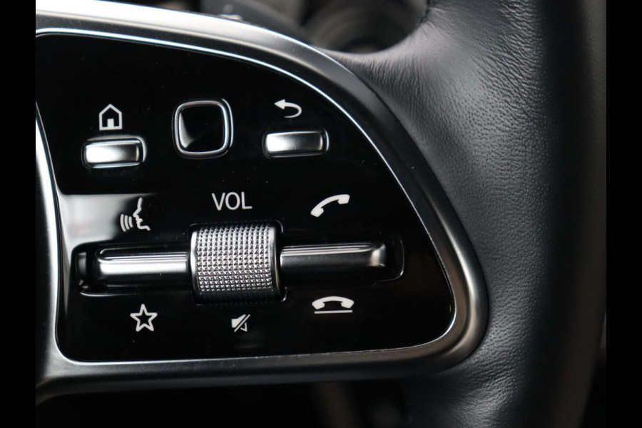 Mercedes-Benz CLA-Klasse 250e Luxury Line | Leder | Trekhaak | Carplay | Stoelverwarming | Widescreen | Camera | Stuurverwarming | Navigatie | Park Assist | Cruise control | PHEV | Plug In