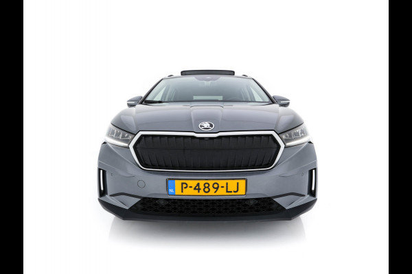 Škoda ENYAQ iV 60 [ 3-Fase ] {SOH-87%} (INCL-BTW) *PANO | FULL-LED | DIGI-COCKPIT | CAMERA | KEYLESS | NAVI-FULLMAP | PRIVACY-GLASS | AMBIENT-LIGHT | ECC | COMFORT-SEATS | DAB + | PDC | CRUISE | CARPLAY | TOWBAR | 19 "ALU*