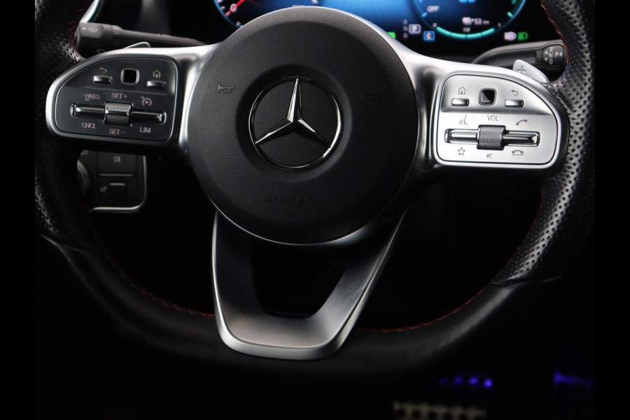 Mercedes-Benz A-Klasse 250e AMG Limited | Panoramadak | Matrix LED | Keyless | Stoelverwarming | Memory | Camera | Navigatie | Leder/Alcantara | Sfeerverlichting | Park Assist | PHEV | Plug In