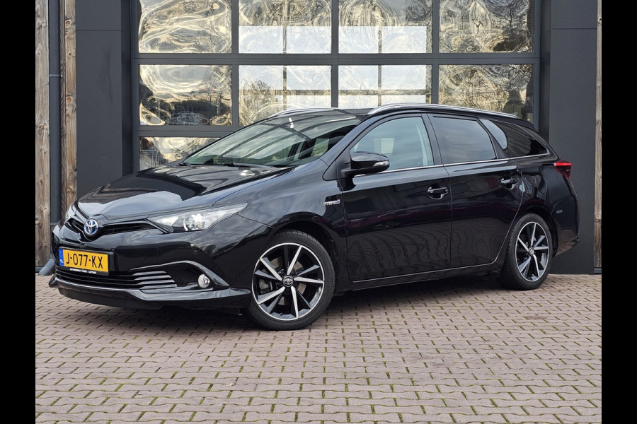 Toyota Auris Touring Sports 1.8 Hybrid Dynamic | Automaat | Navi | Cruise | Camera | LMV | Keyless |