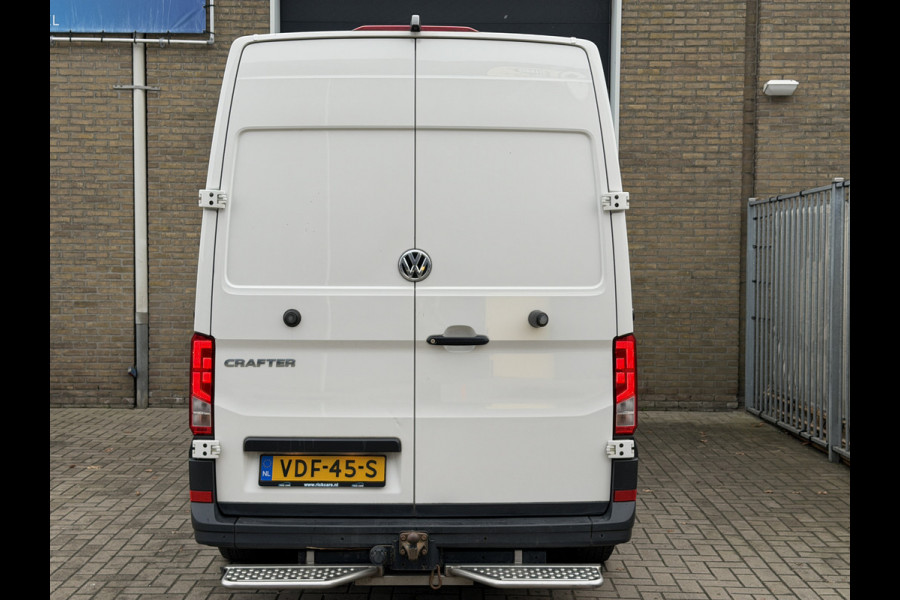Volkswagen Crafter 35 2.0 TDI 141PK Euro 6 L3H3 CarPlay/cruise/camera/trekhaak