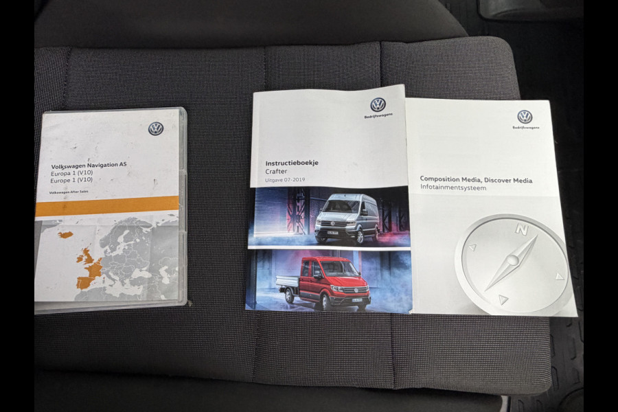 Volkswagen Crafter 35 2.0 TDI 141PK Euro 6 L3H3 CarPlay/cruise/camera/trekhaak