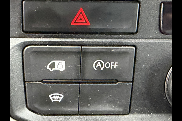 Volkswagen Crafter 35 2.0 TDI 141PK Euro 6 L3H3 CarPlay/cruise/camera/trekhaak